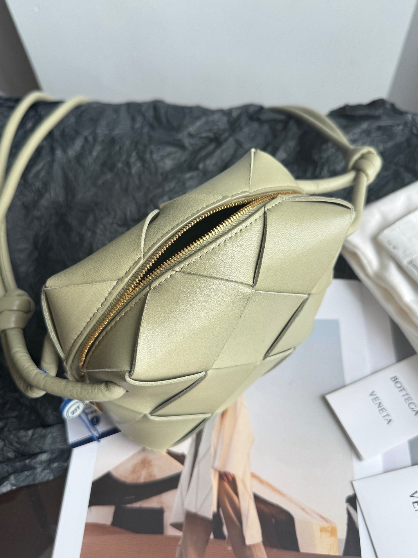 Bottega Veneta - Brick Camera Bag - Leather - Green - (mini)
