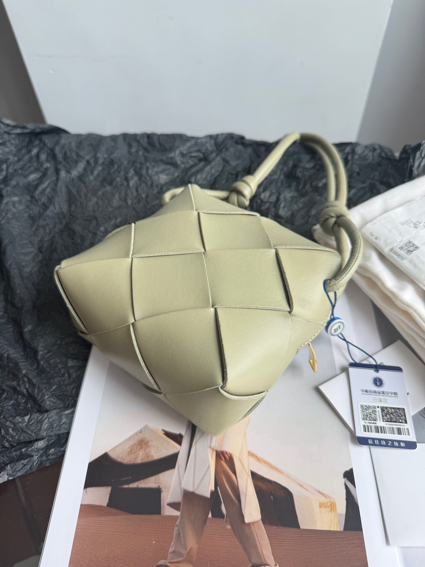 Bottega Veneta - Brick Camera Bag - Leather - Green - (mini)