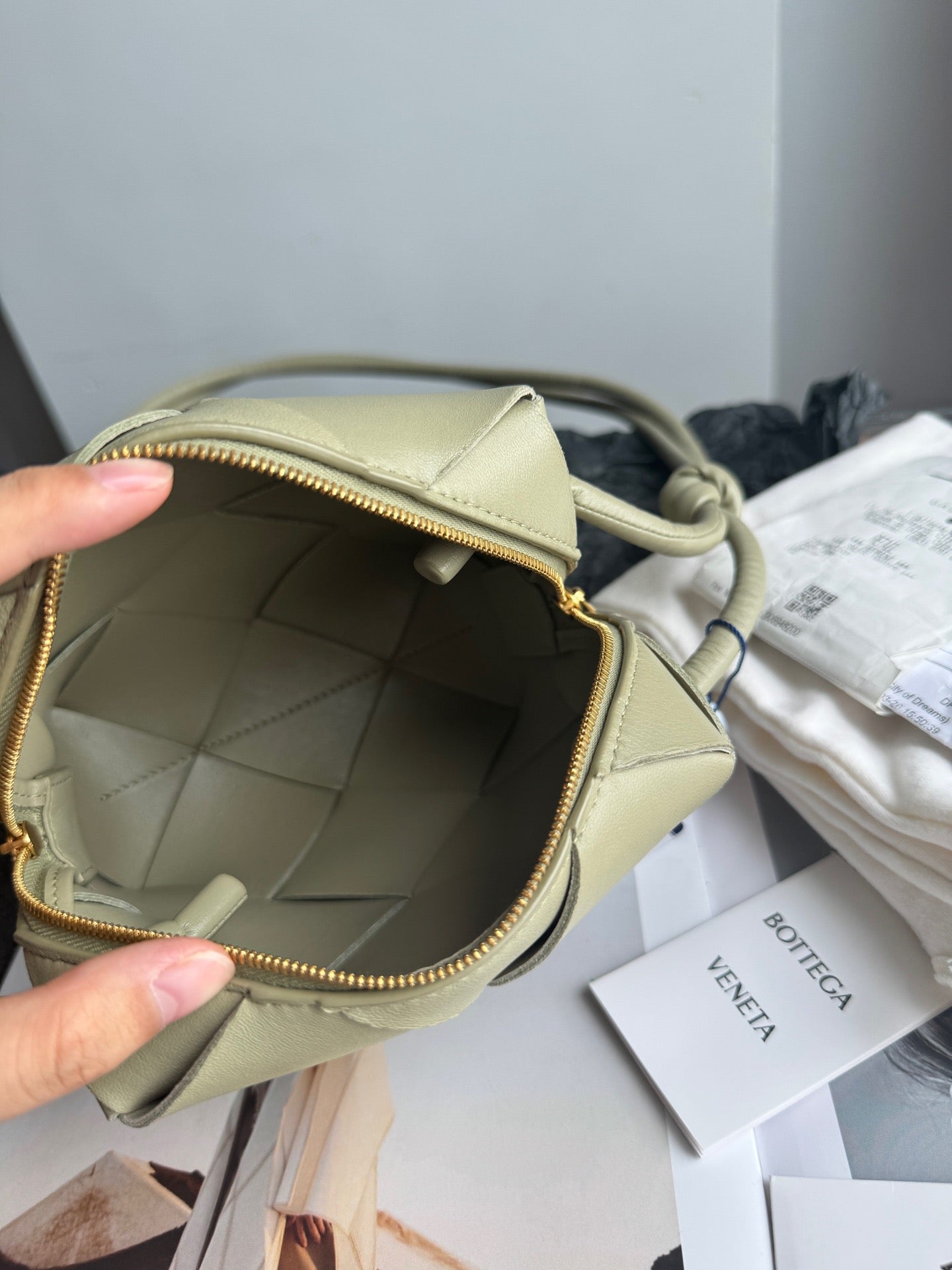 Bottega Veneta - Brick Camera Bag - Leather - Green - (mini)