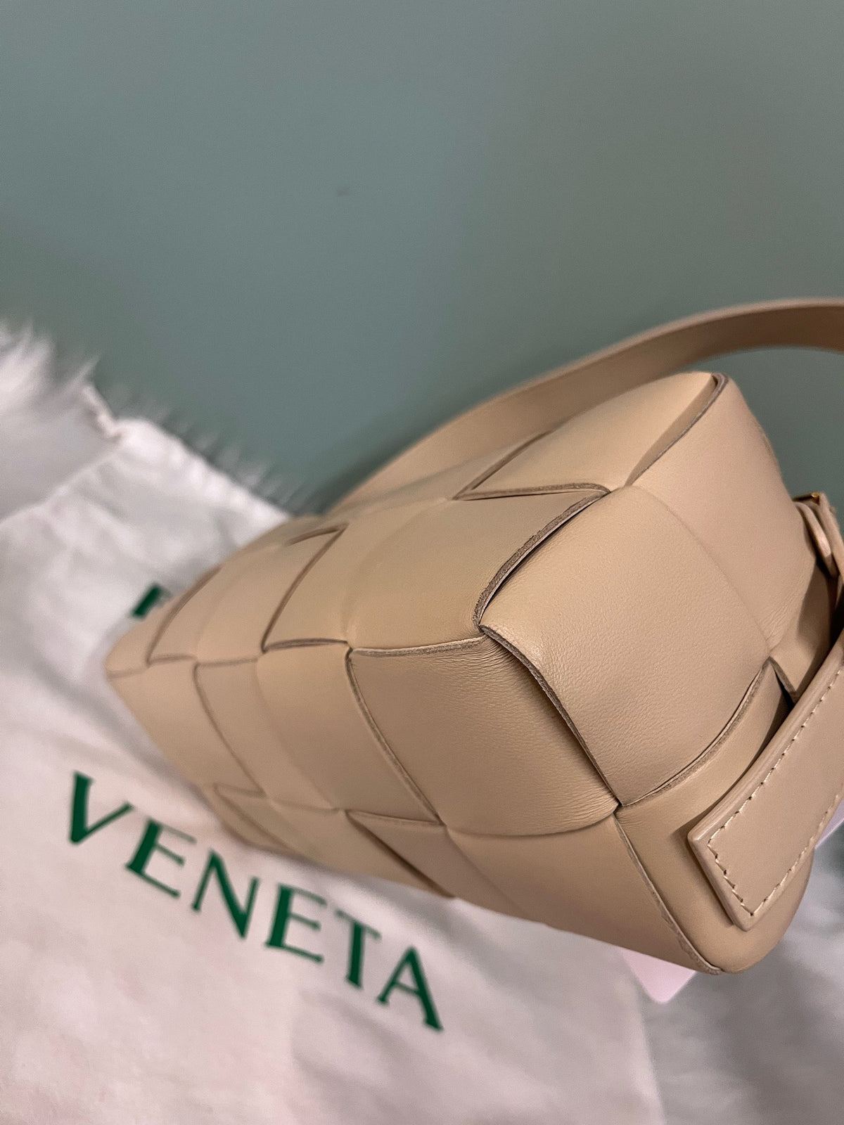 Bottega Veneta - Brick Cassette Small - Leather - Beige - (small)