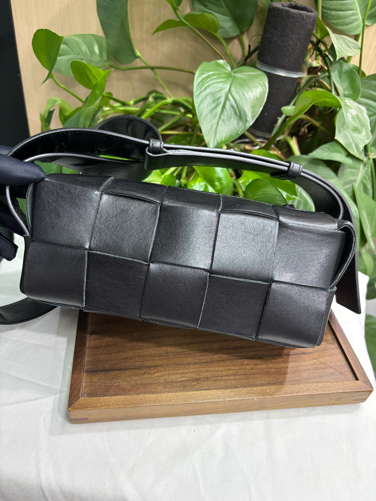 Bottega Veneta - Brick - Leather - Black