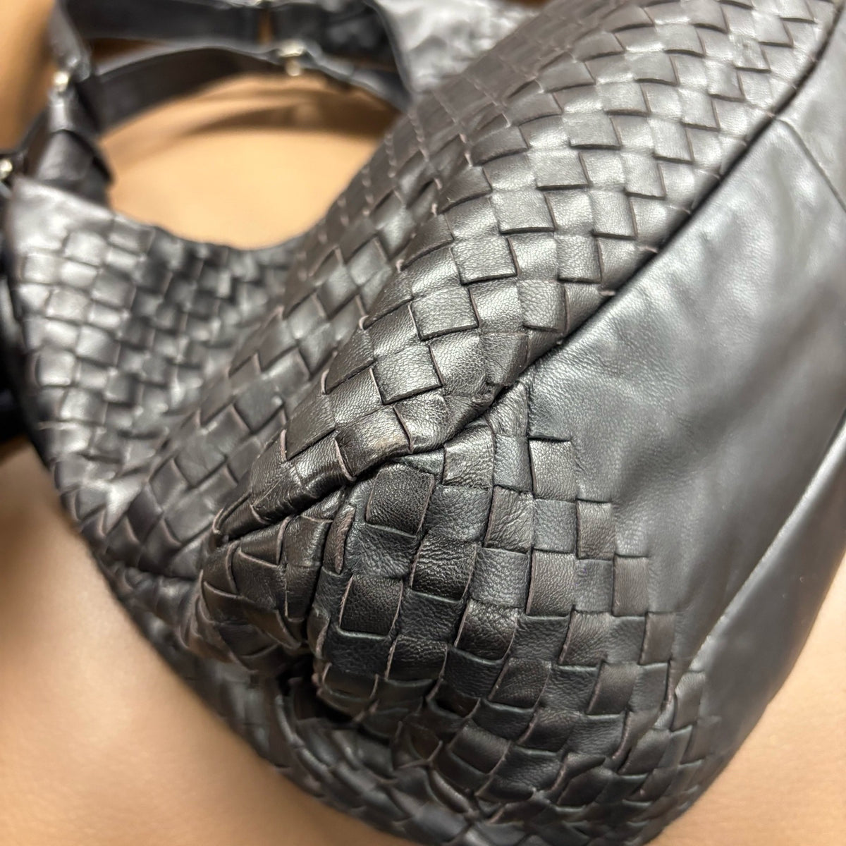 Bottega Veneta - Campana Small - Leather - Black - (small)