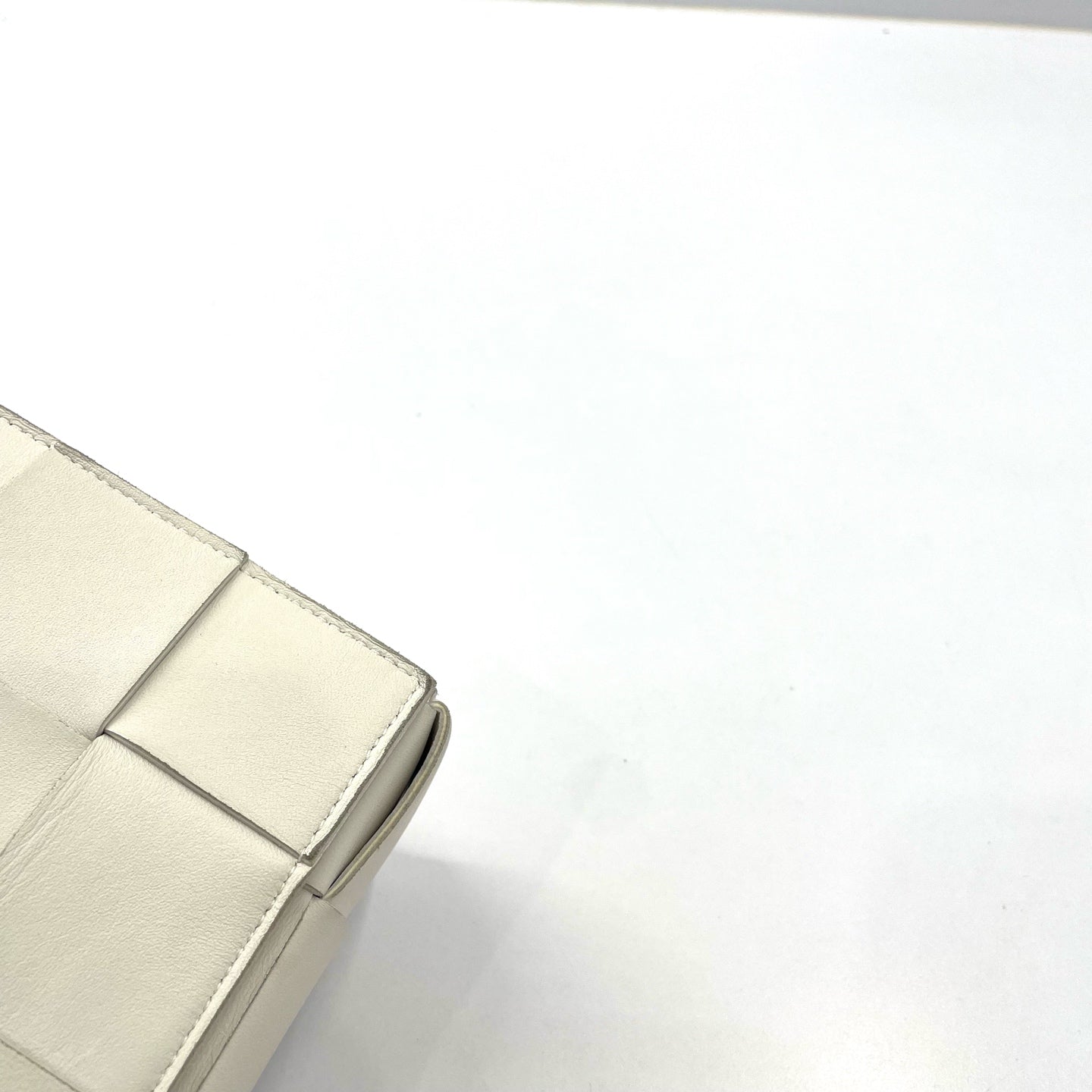 Bottega Veneta - Cassette - Leather - White