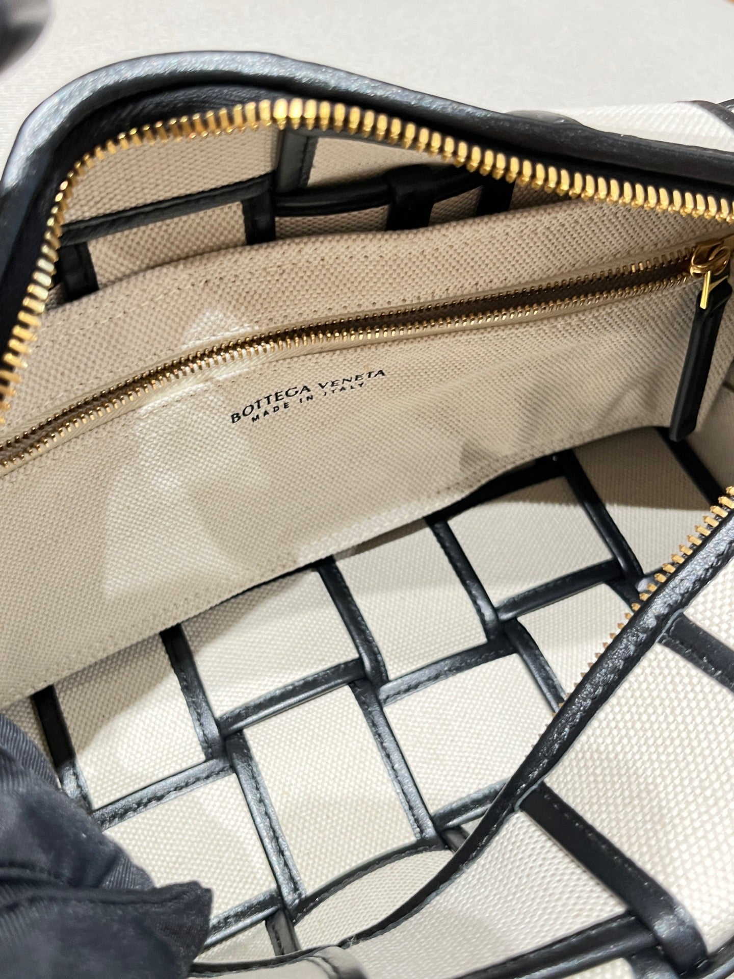 Bottega Veneta - Cassette - Cloth - White - (small)