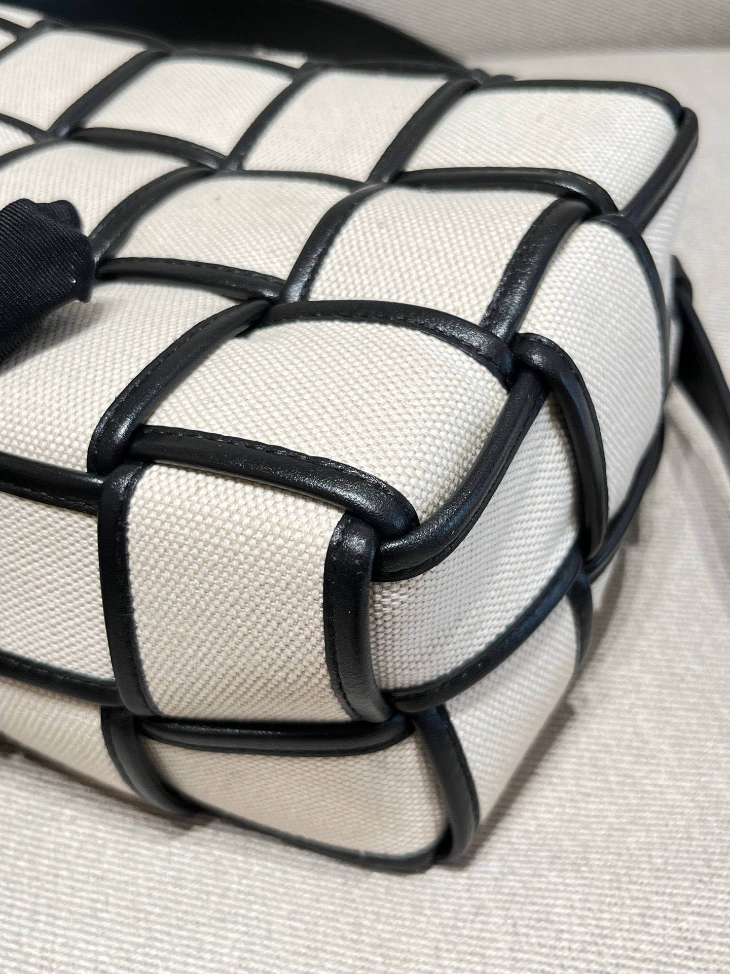 Bottega Veneta - Cassette - Cloth - White - (small)