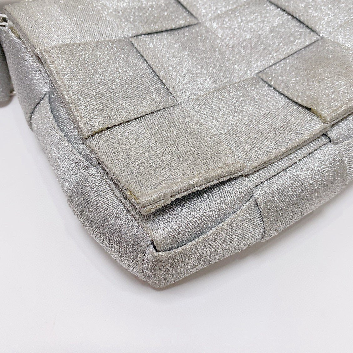 Bottega Veneta - Cassette - Glittering woven textile - Silver - (Medium)