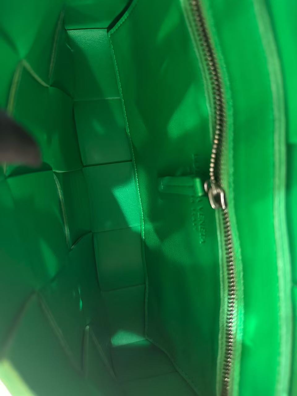 BOTTEGA VENETA - Cassette - Lambskin leather - Green - (medium)