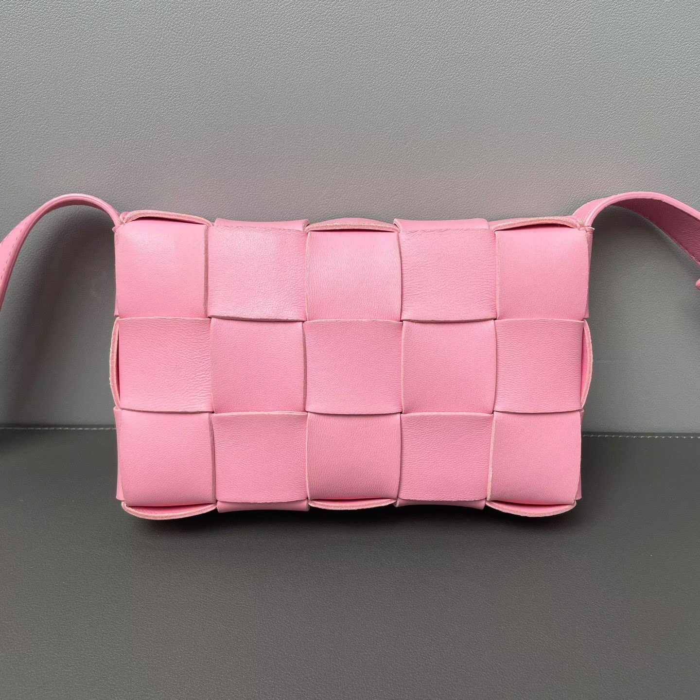 Bottega Veneta - Cassette - Lambskin leather - Pink - (mini)