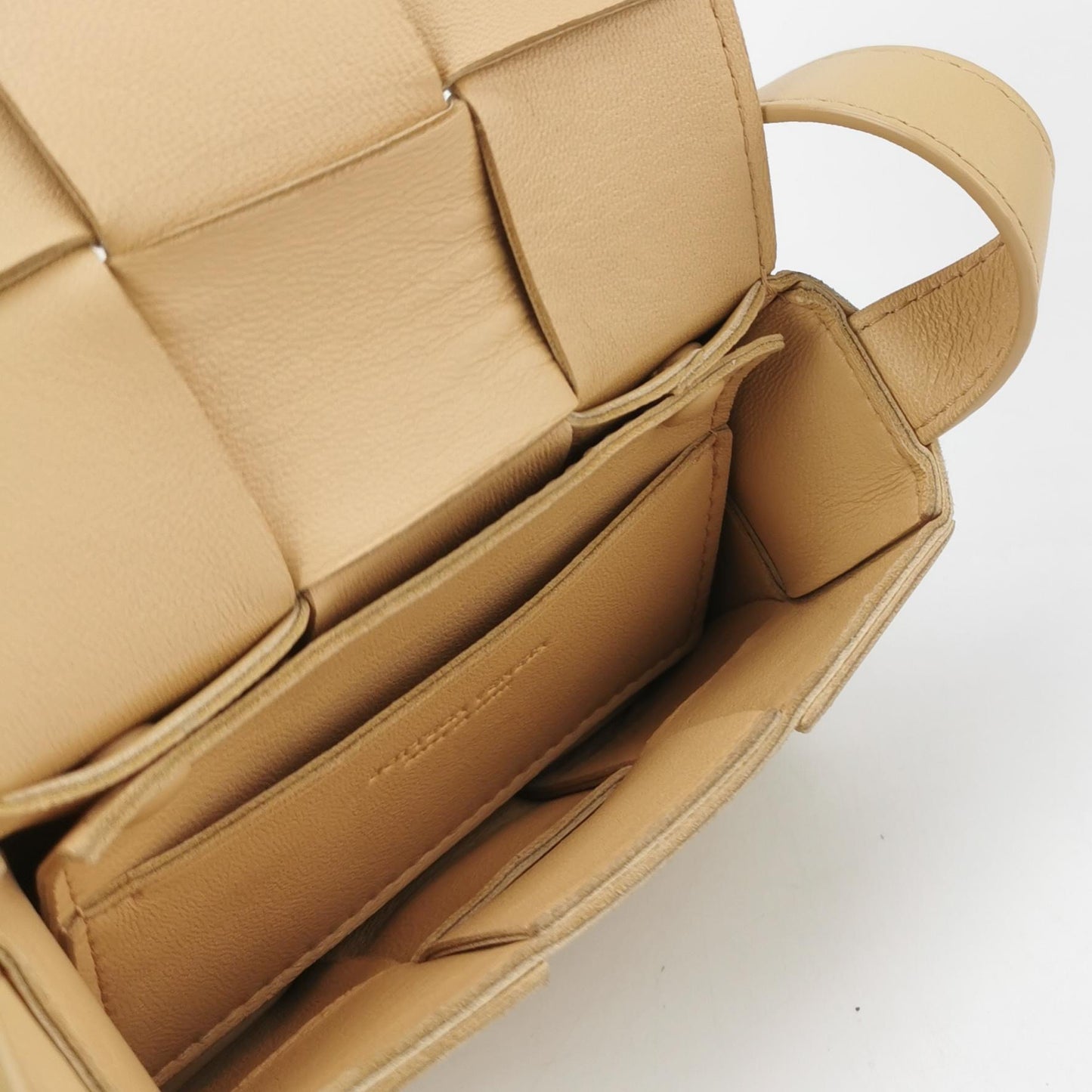 Bottega Veneta - Cassette - Leather - Beige - (mini)