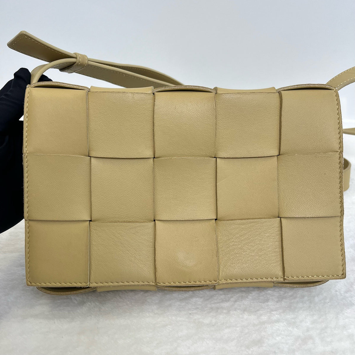 Bottega Veneta - Cassette - Leather - Beige - (small)