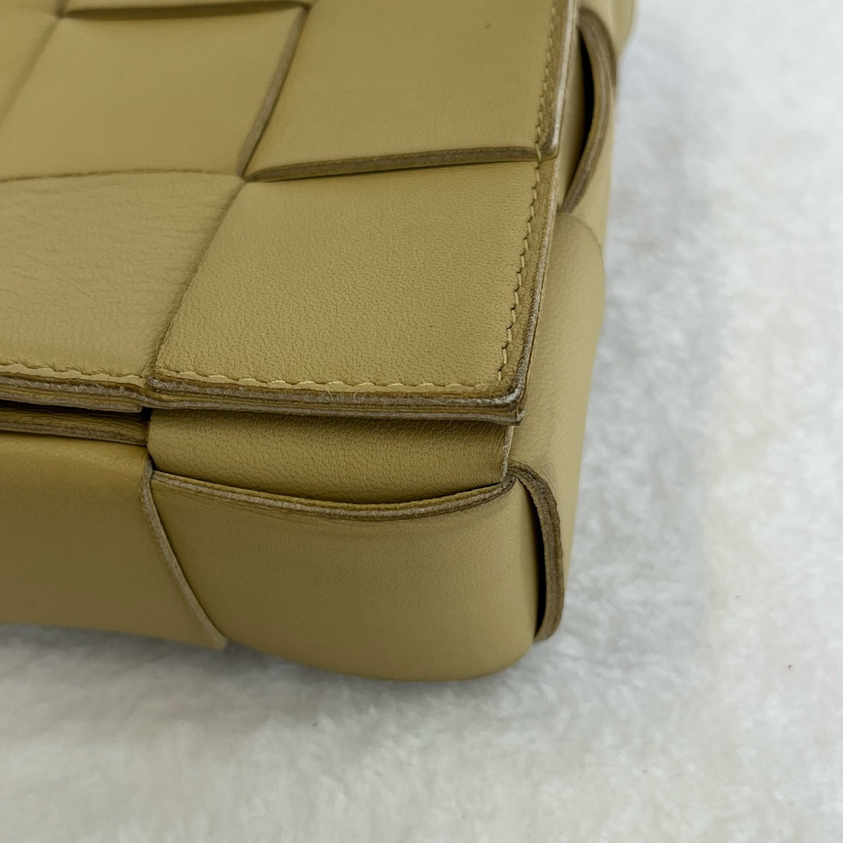 Bottega Veneta - Cassette - Leather - Beige - (small)
