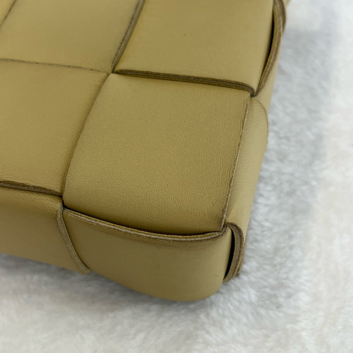 Bottega Veneta - Cassette - Leather - Beige - (small)