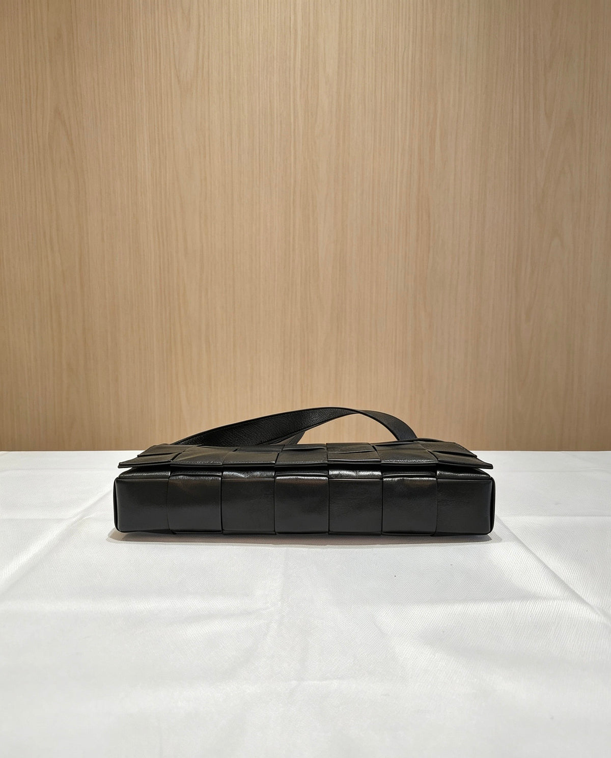 Bottega Veneta - Cassette - Leather - Black