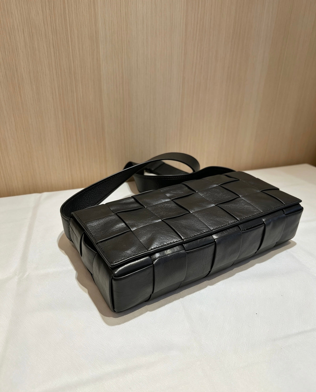 Bottega Veneta - Cassette - Leather - Black