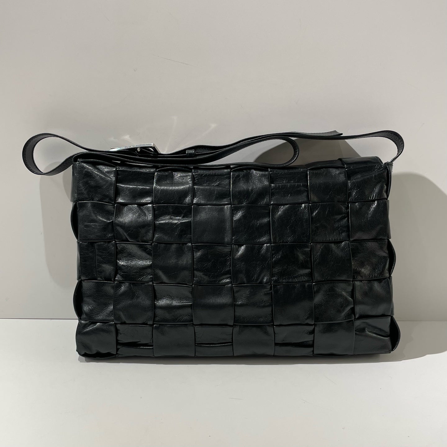 Bottega Veneta - Cassette - Leather - Black - (large)