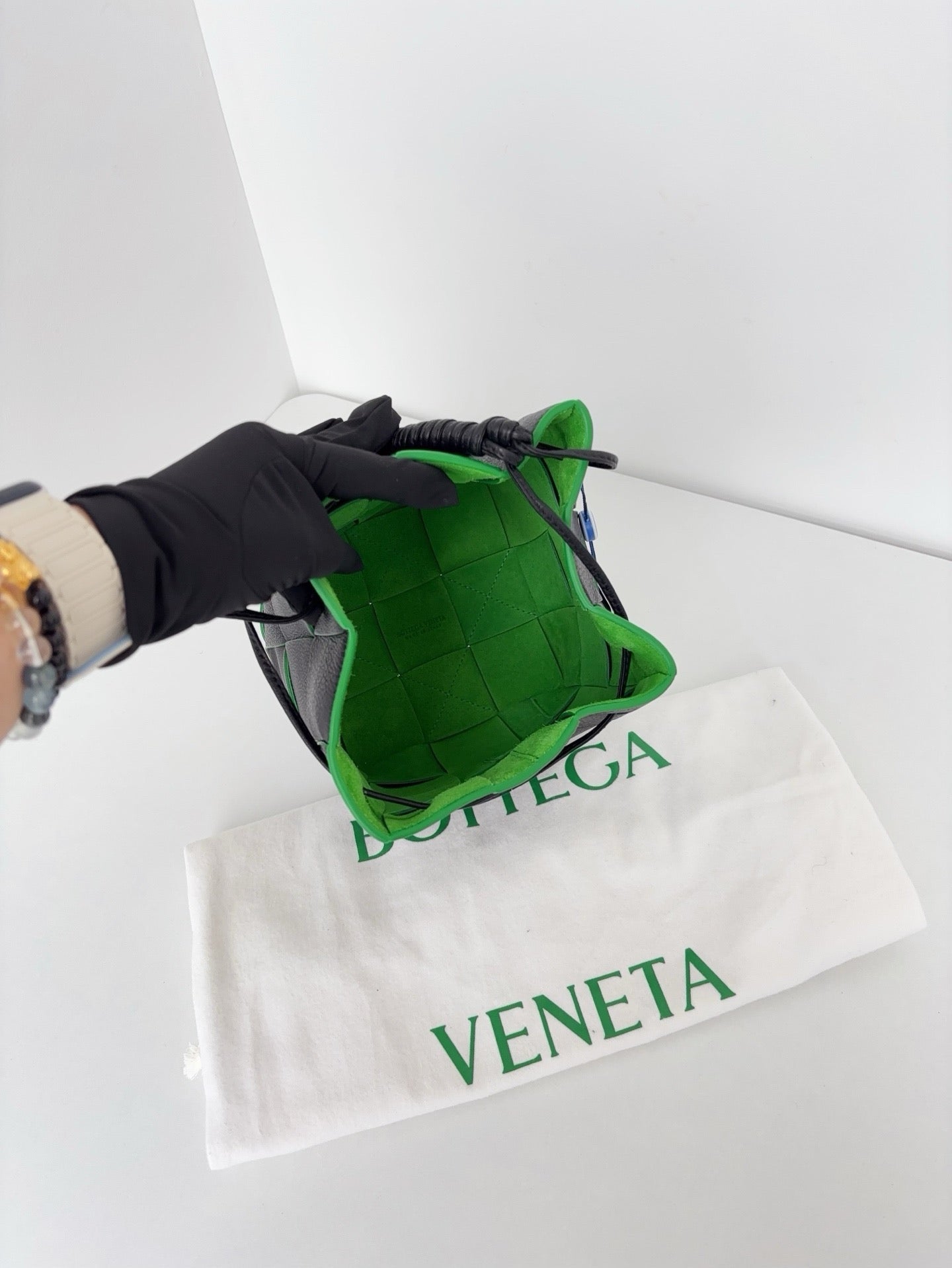 Bottega Veneta - Cassette - Leather - Black - (mini)