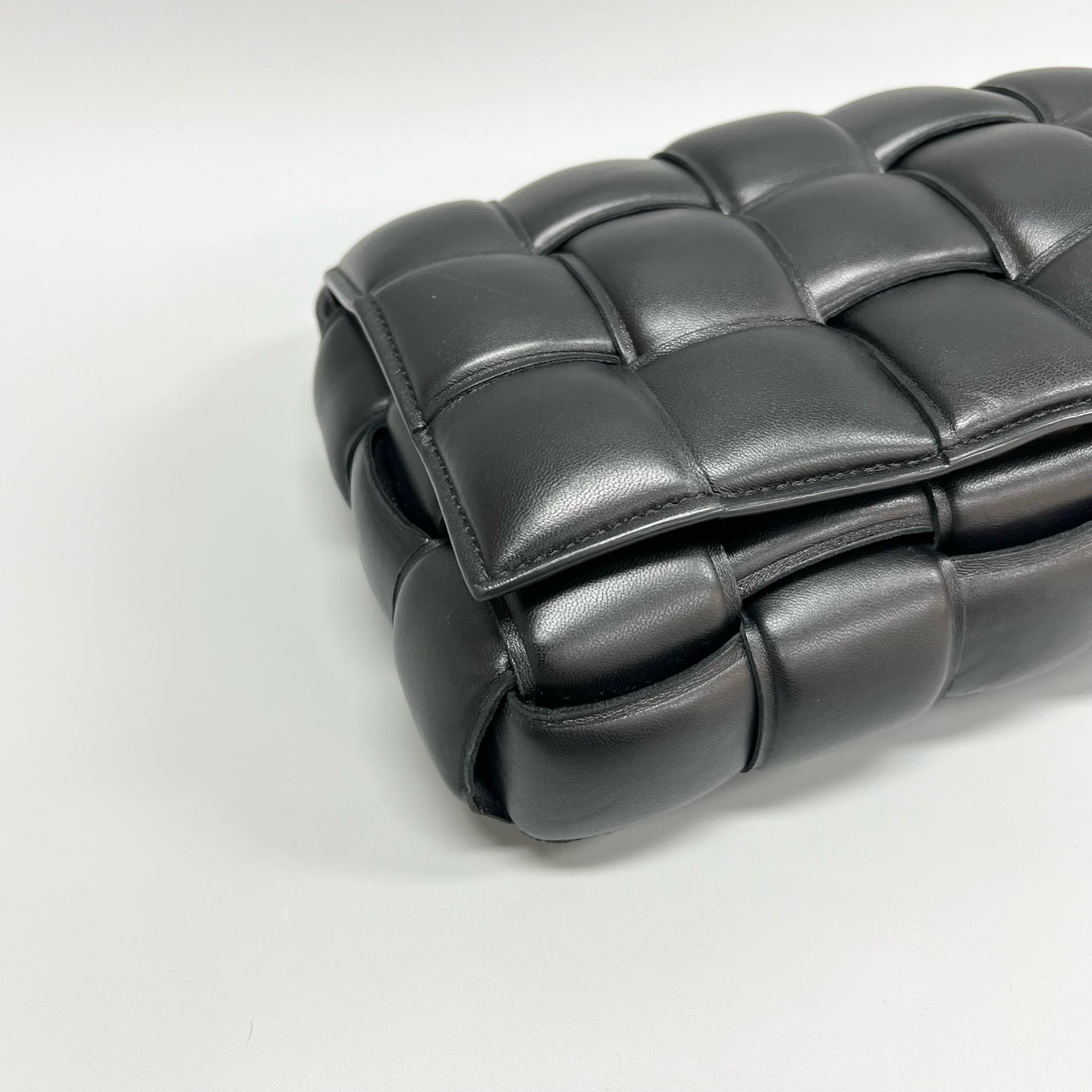 Bottega Veneta - Cassette - Leather - Black - (small)