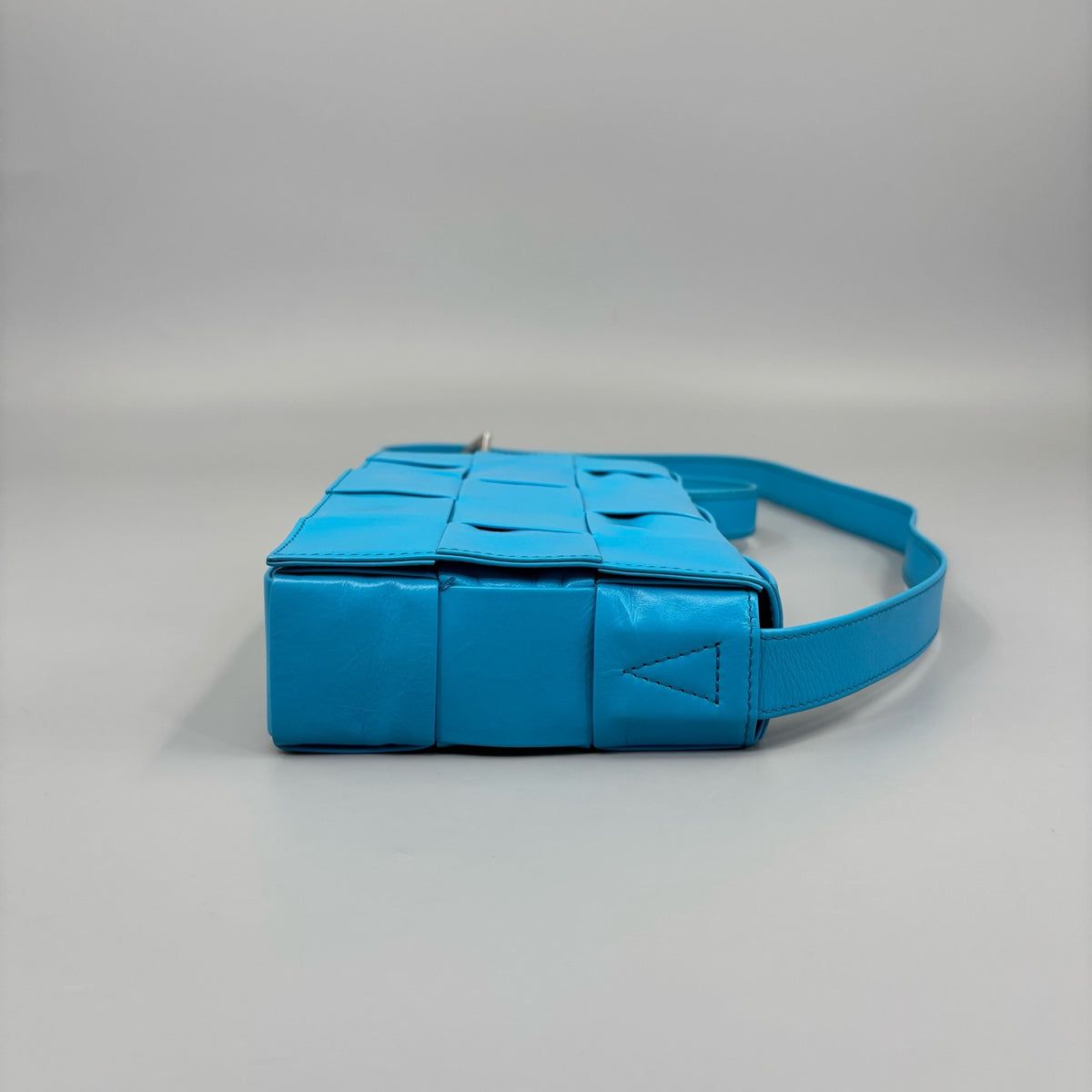 Bottega Veneta - Cassette - Leather - Blue