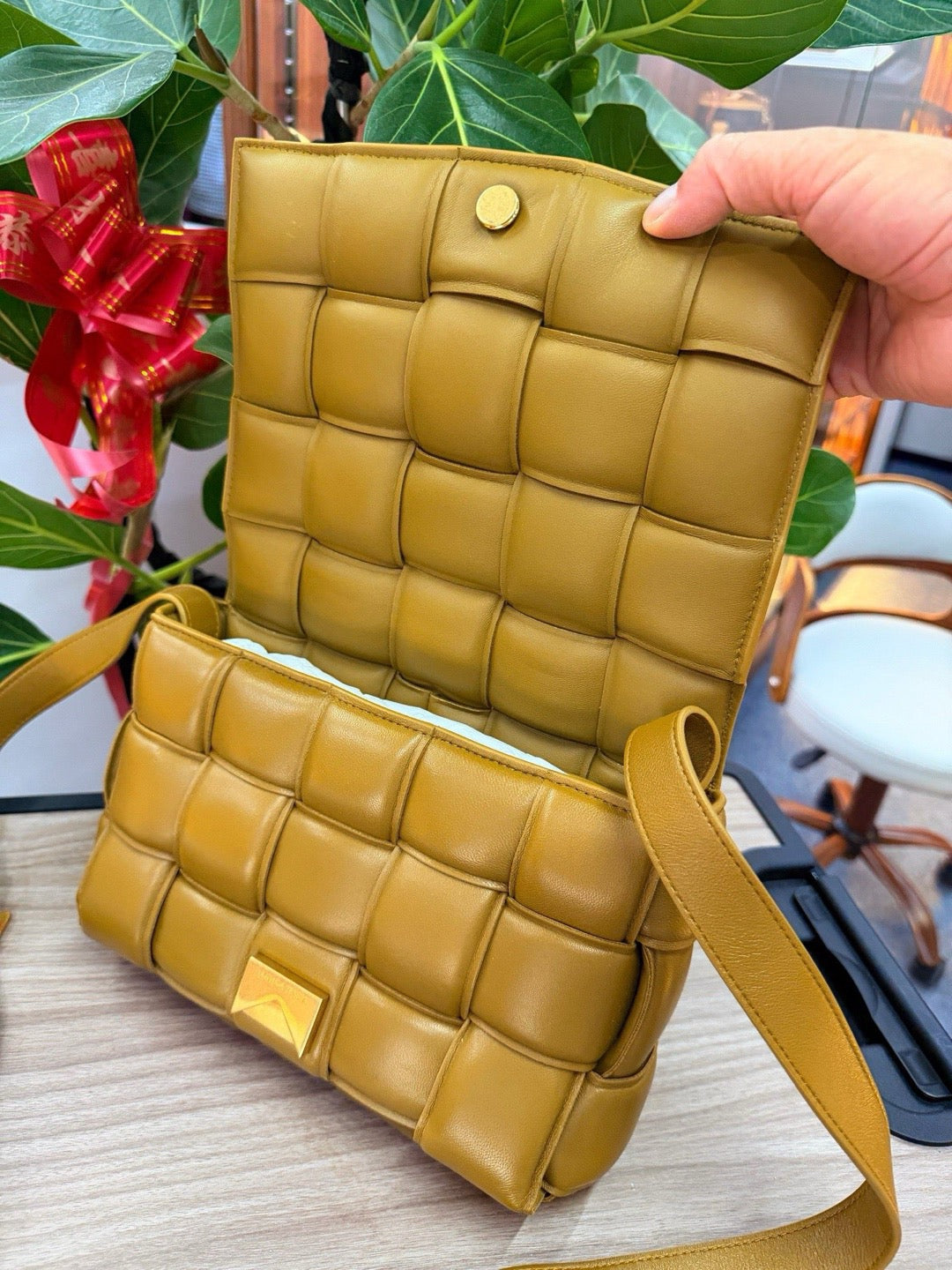 Bottega Veneta - Cassette - Leather - Camel