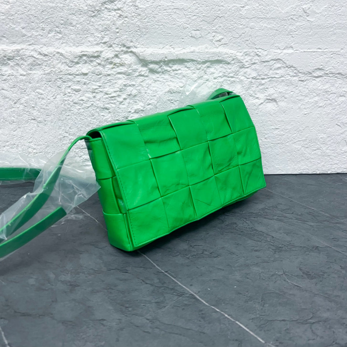Bottega Veneta - Cassette - Leather - Green - (Small)