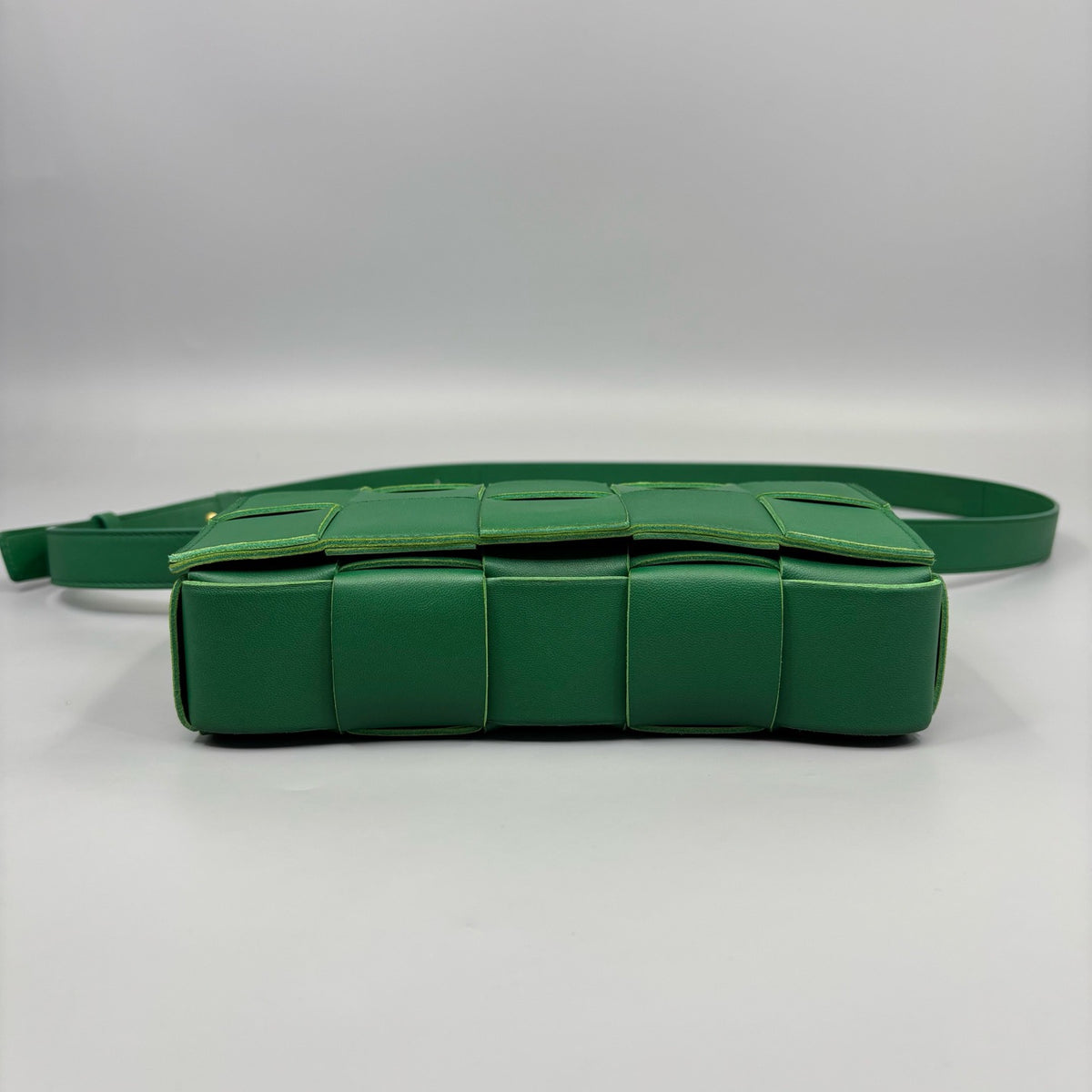 Bottega Veneta - Cassette - Leather - Green - (small)