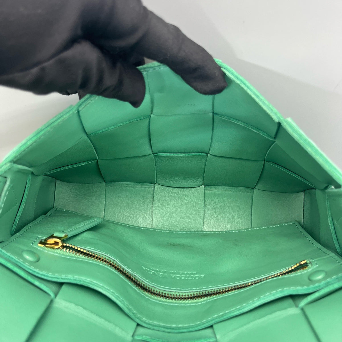 Bottega Veneta - Cassette - Leather - Green - (small)
