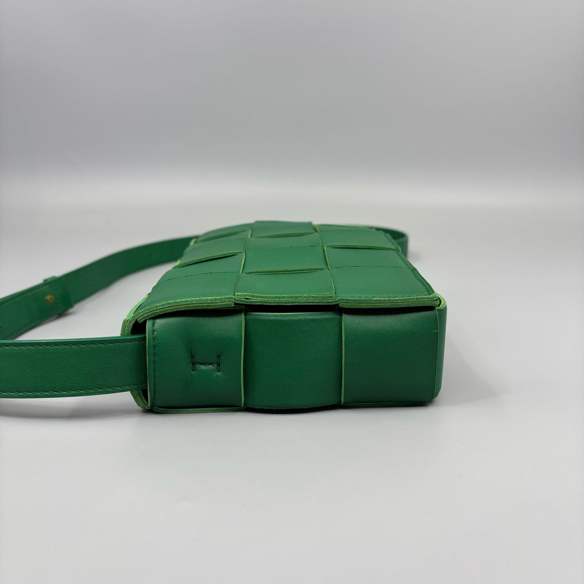 Bottega Veneta - Cassette - Leather - Green - (small)