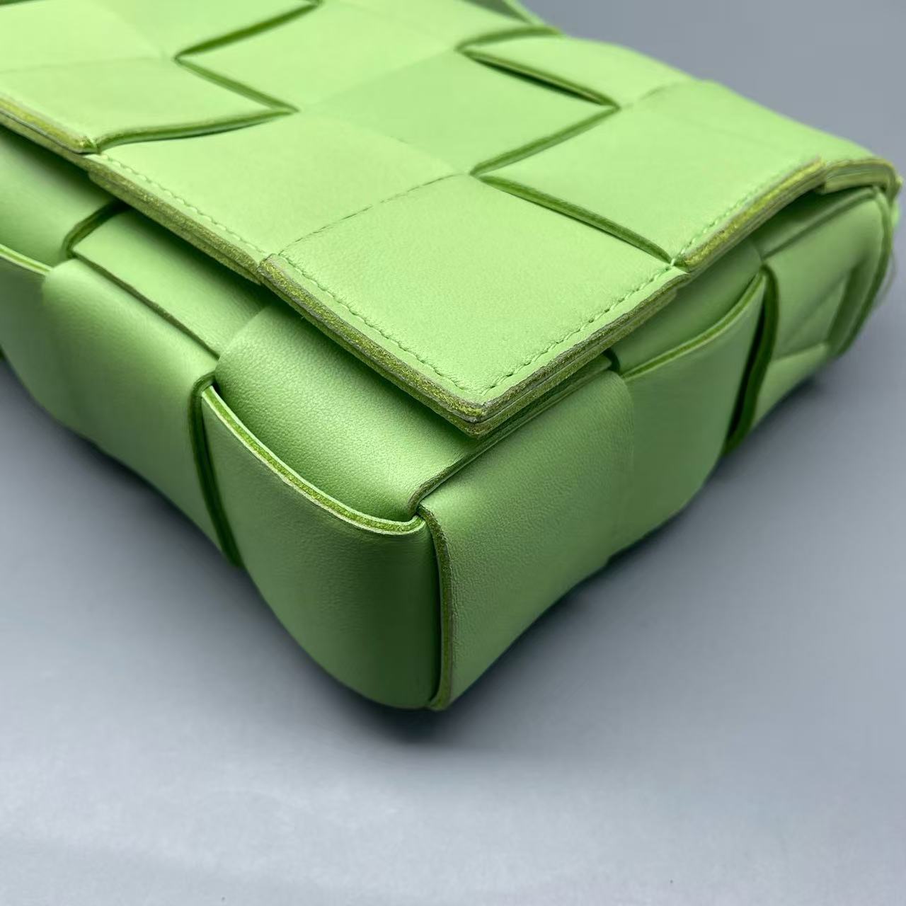 Bottega Veneta - Cassette - Leather - Green - (Small)