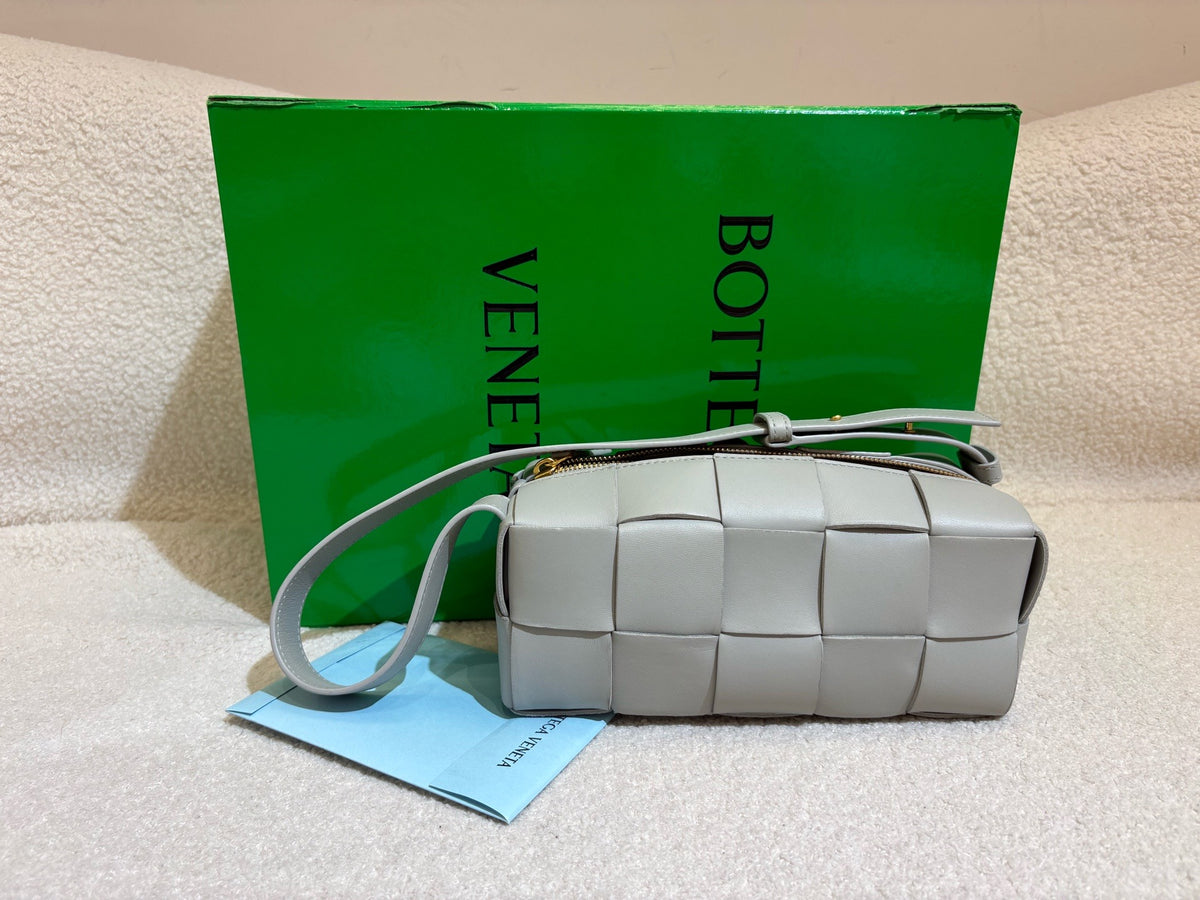 Bottega Veneta - Cassette - Leather - Grey