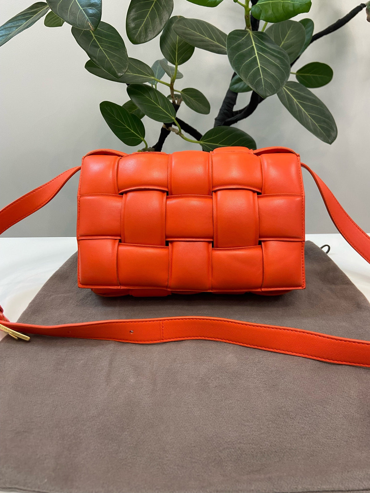 Bottega Veneta - Cassette - Leather - Orange
