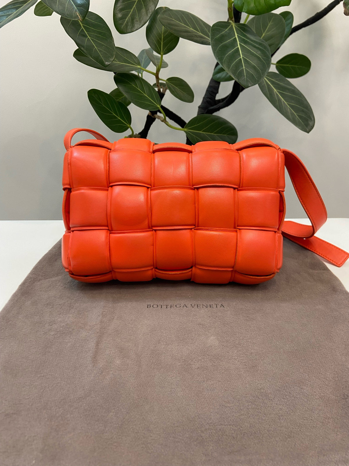 Bottega Veneta - Cassette - Leather - Orange
