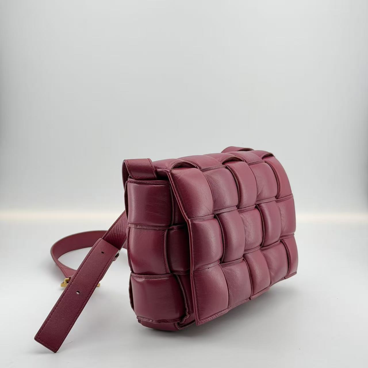 Bottega Veneta - Cassette - Leather - Pink - (medium)