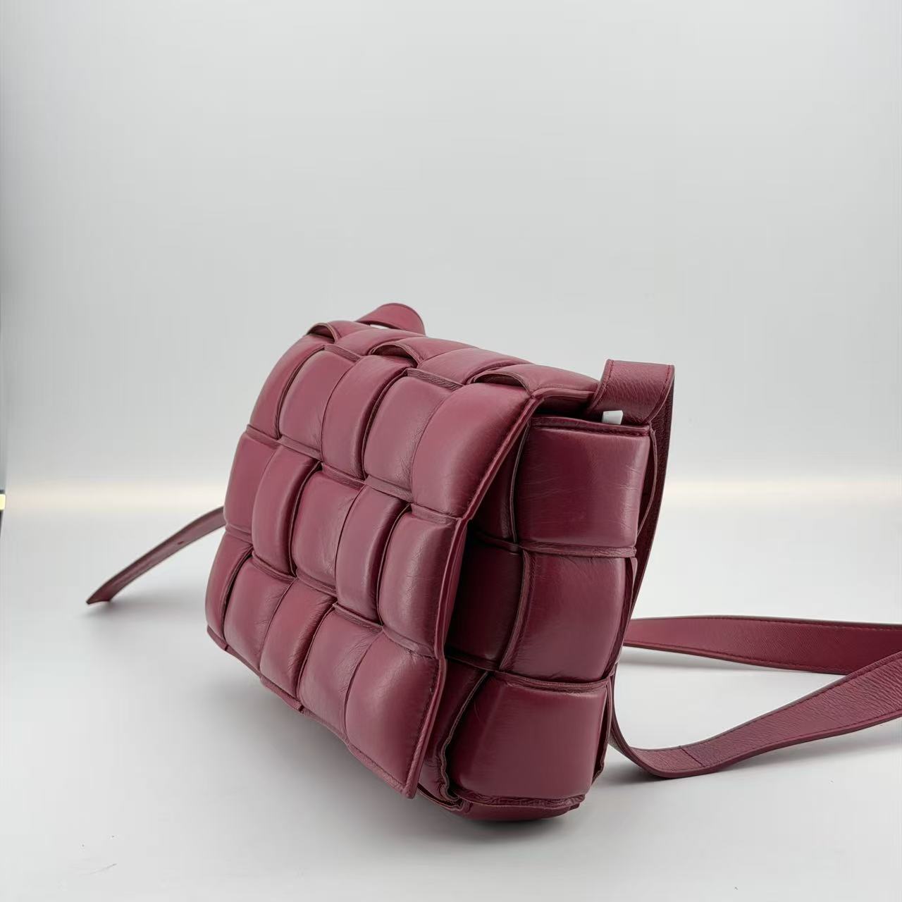 Bottega Veneta - Cassette - Leather - Pink - (medium)