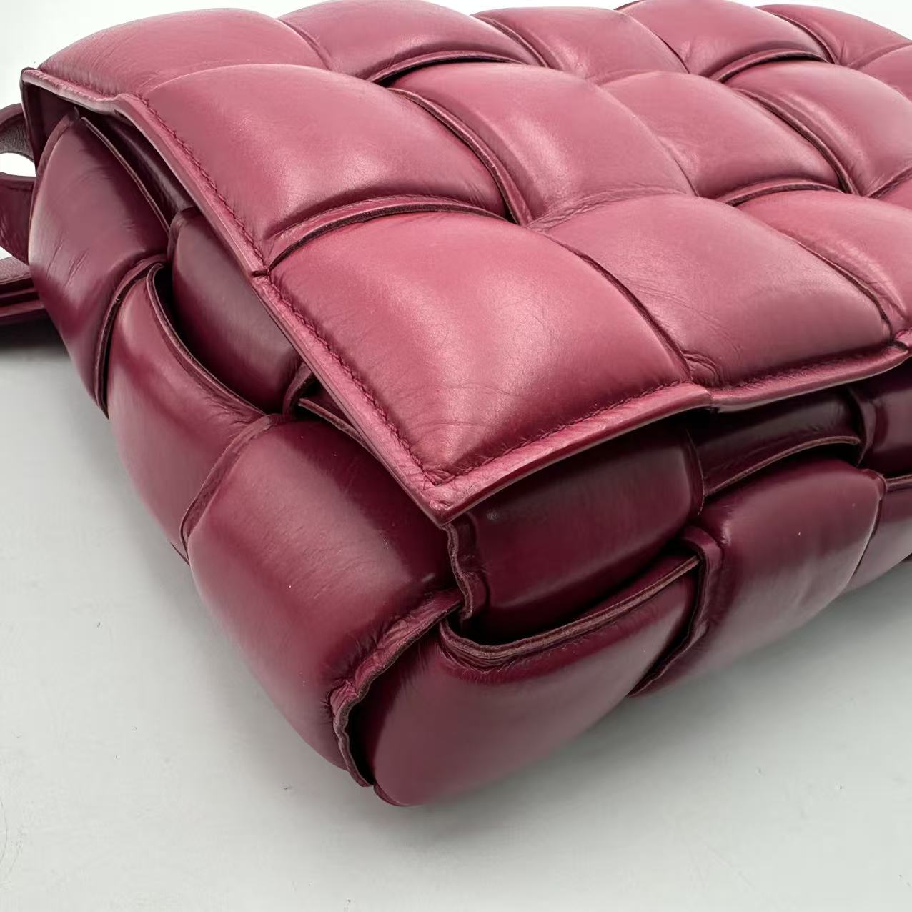 Bottega Veneta - Cassette - Leather - Pink - (medium)