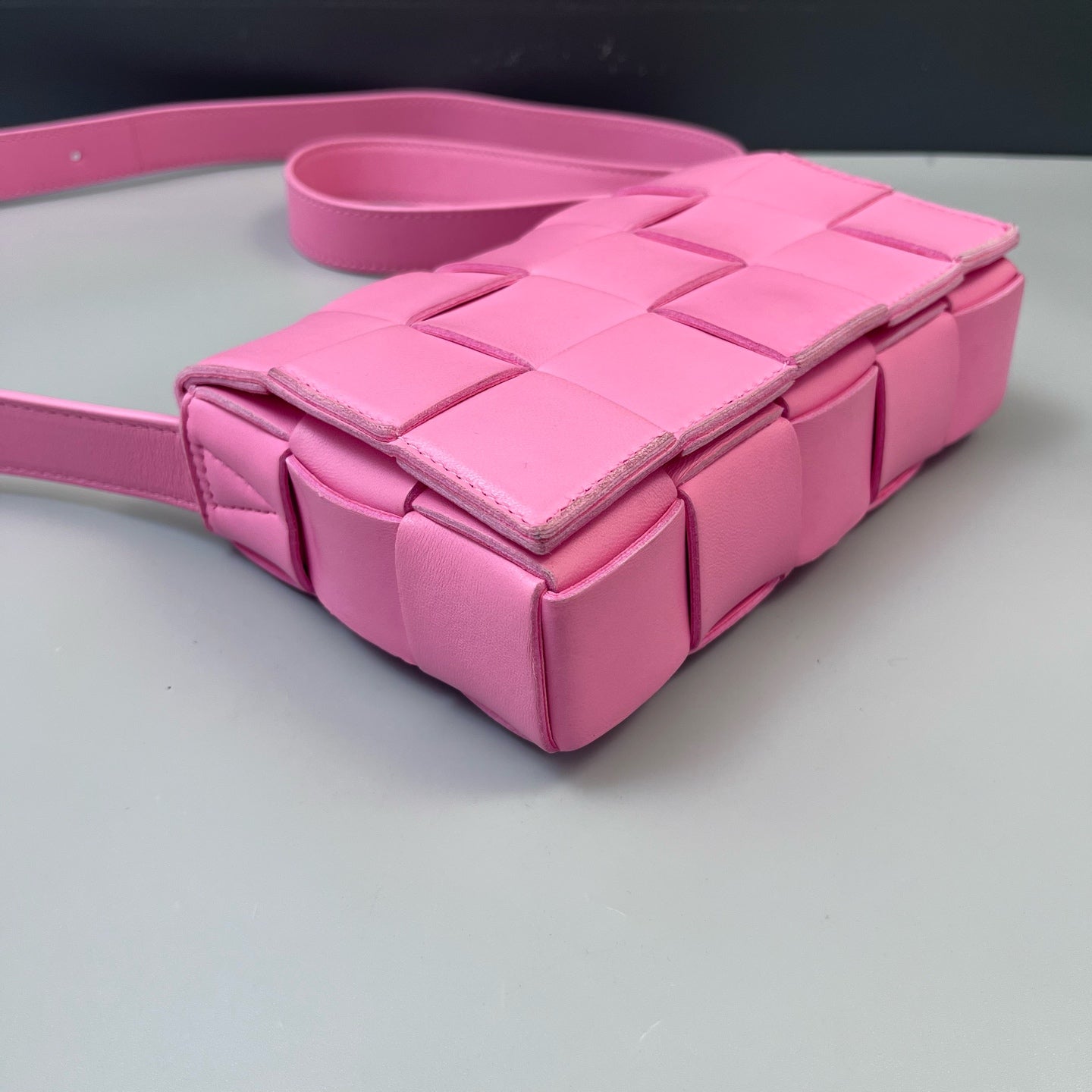 Bottega Veneta - Cassette - Leather - Pink - (small)