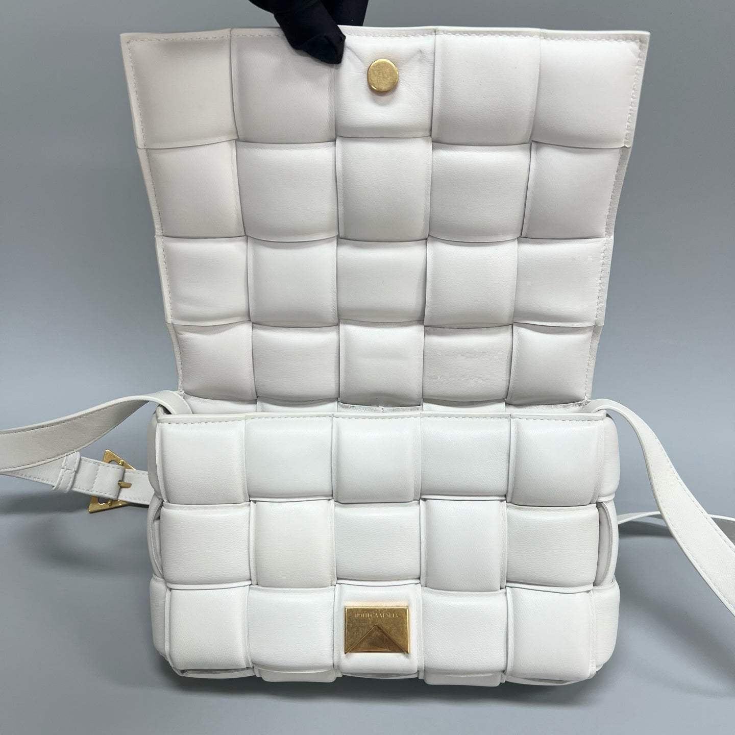 Bottega Veneta - Cassette - Leather - White - (medium)