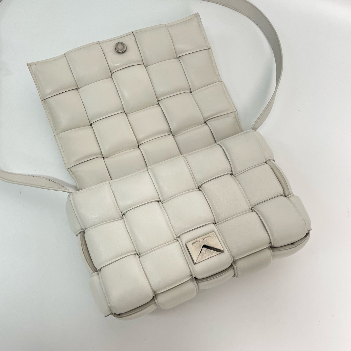 Bottega Veneta - Cassette - Leather - White - (medium)