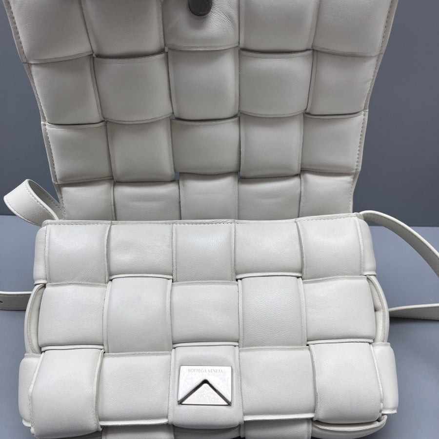 Bottega Veneta - Cassette - Leather - White - (medium)