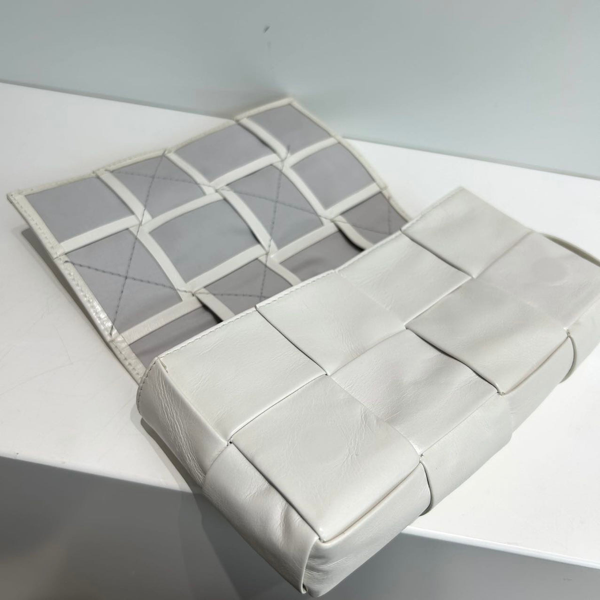 Bottega Veneta - Cassette - Leather - White - (mini)