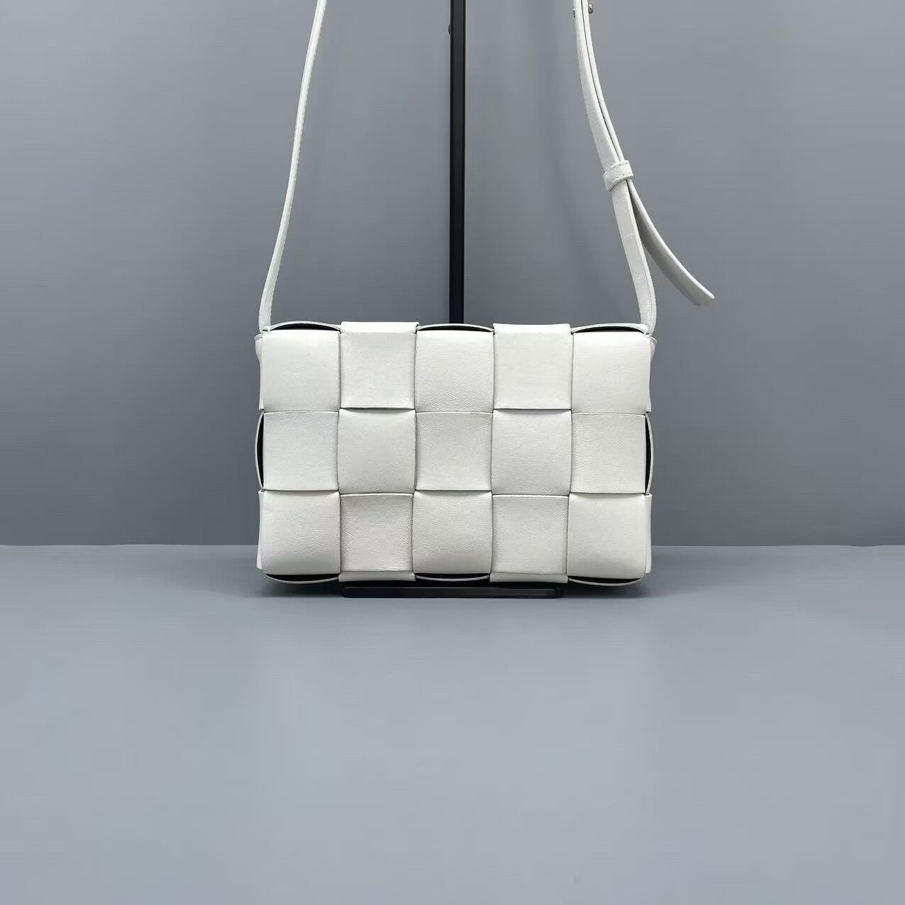 Bottega Veneta - Cassette - Leather - White - (small)
