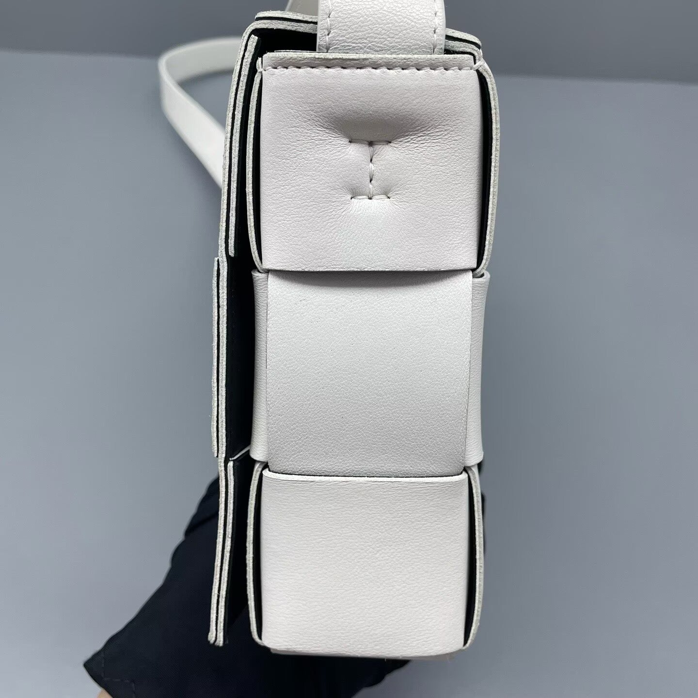 Bottega Veneta - Cassette - Leather - White - (small)