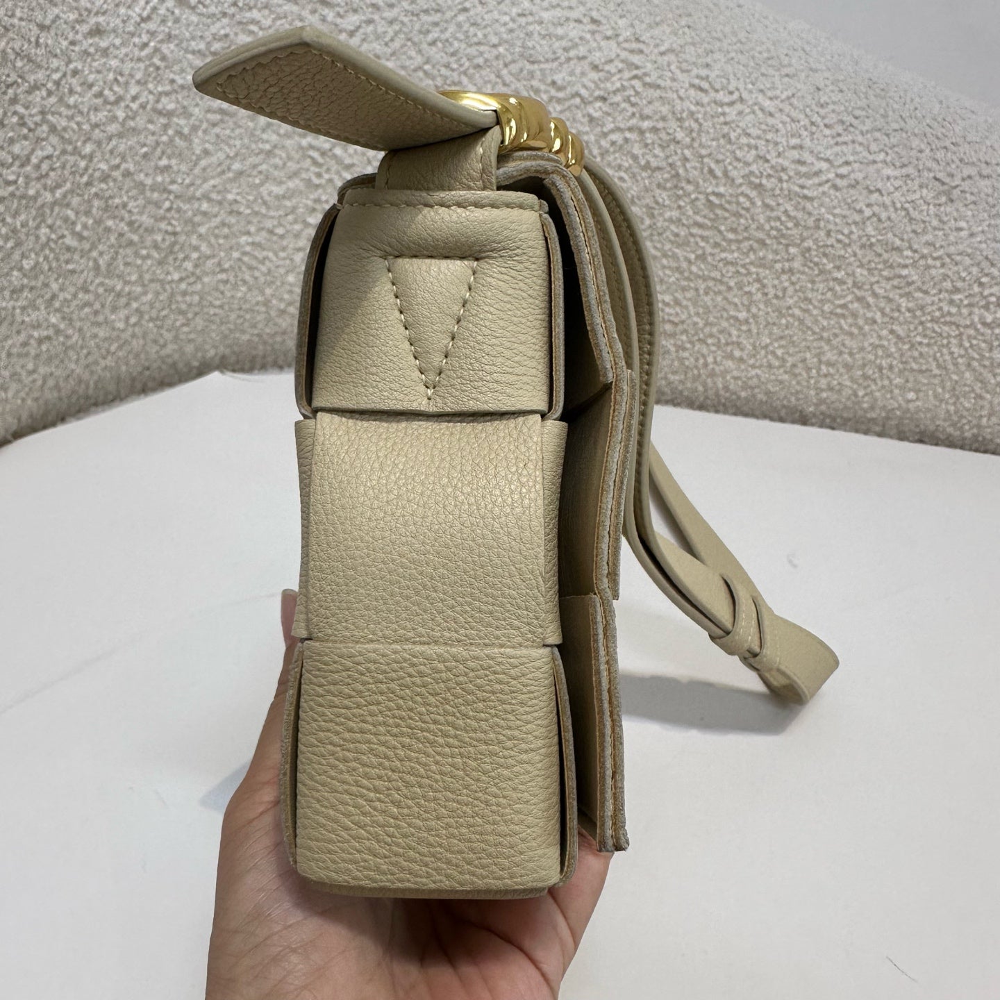 Bottega Veneta - Cassette - Leather - Yellow - (medium)