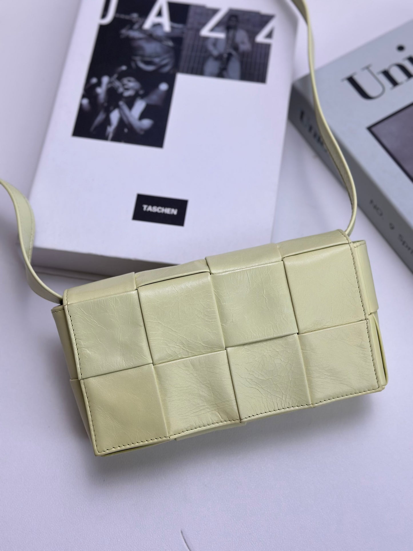 Bottega Veneta - Cassette - Leather - Yellow - (mini)