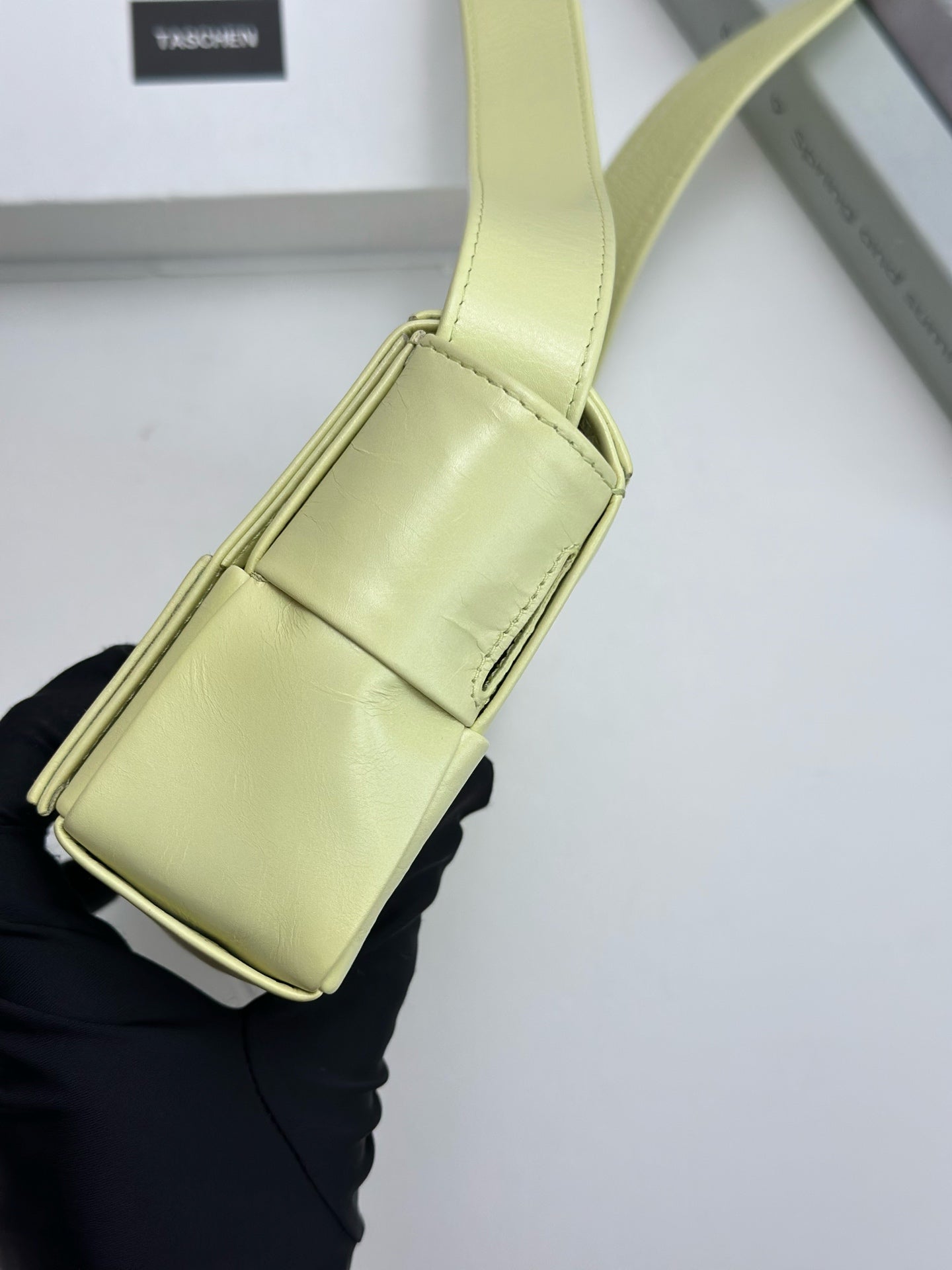 Bottega Veneta - Cassette - Leather - Yellow - (mini)