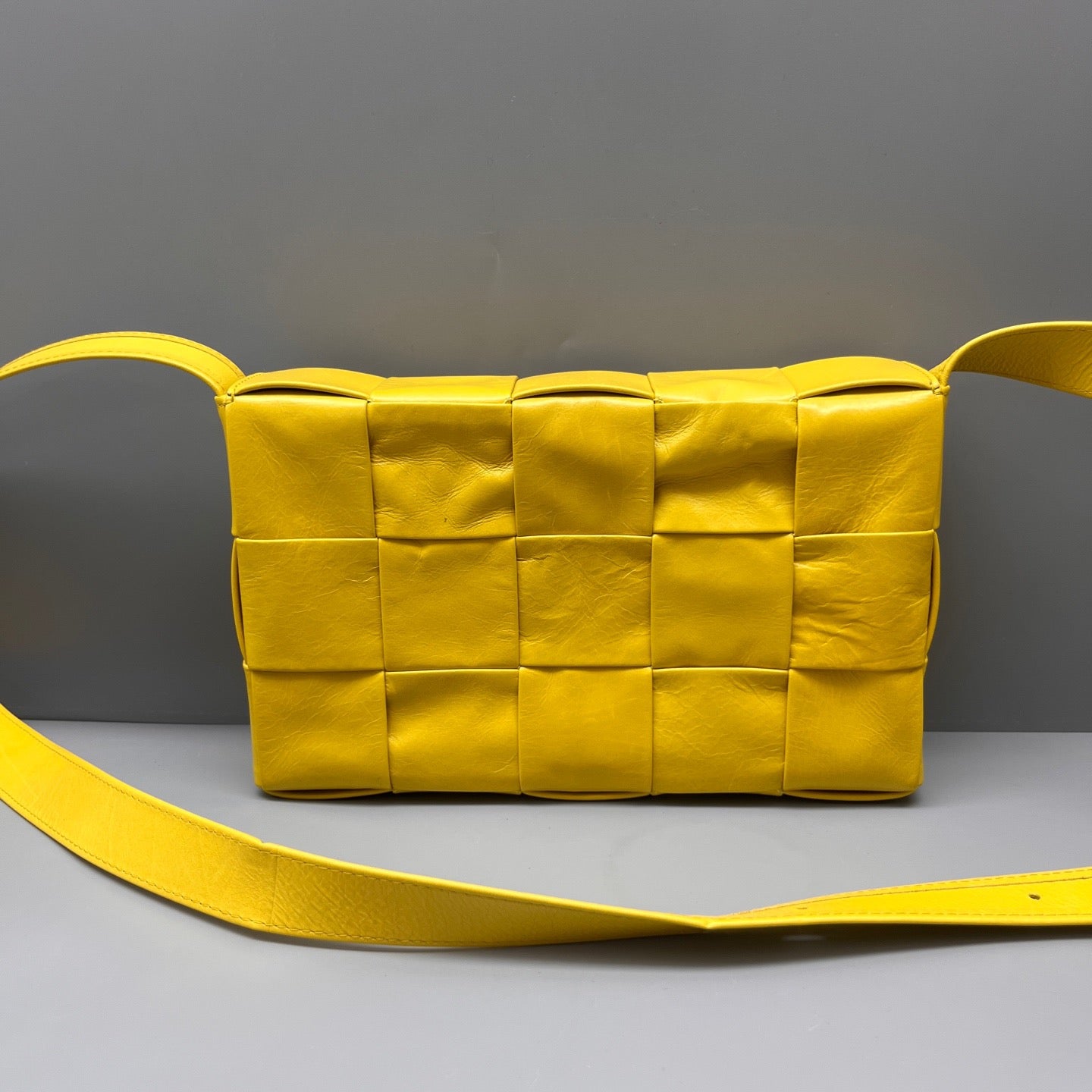 Bottega Veneta - Cassette - Leather - Yellow - (small)
