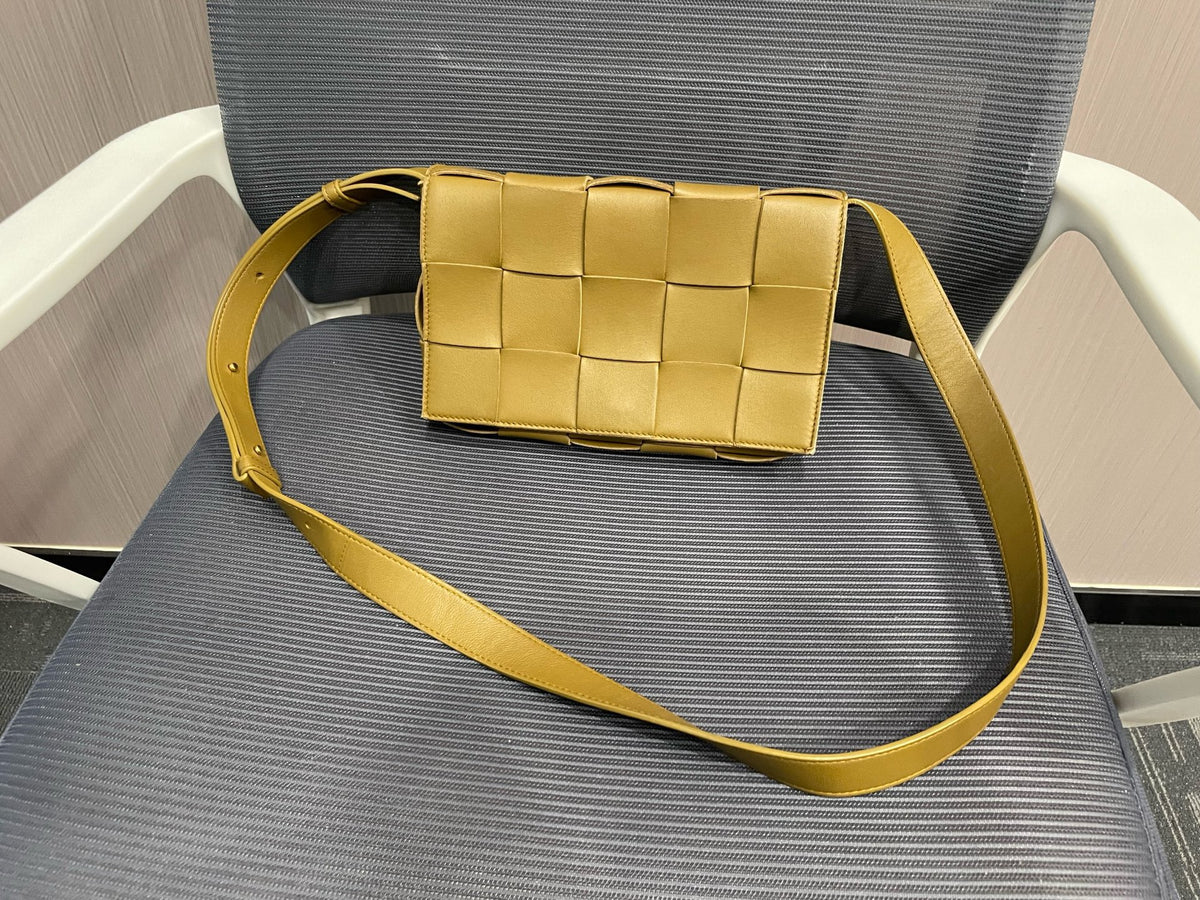 Bottega Veneta - Cassette - Leather - Yellow - (small)