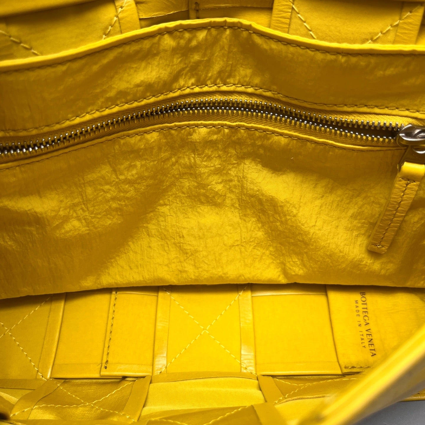 Bottega Veneta - Cassette - Leather - Yellow - (small)