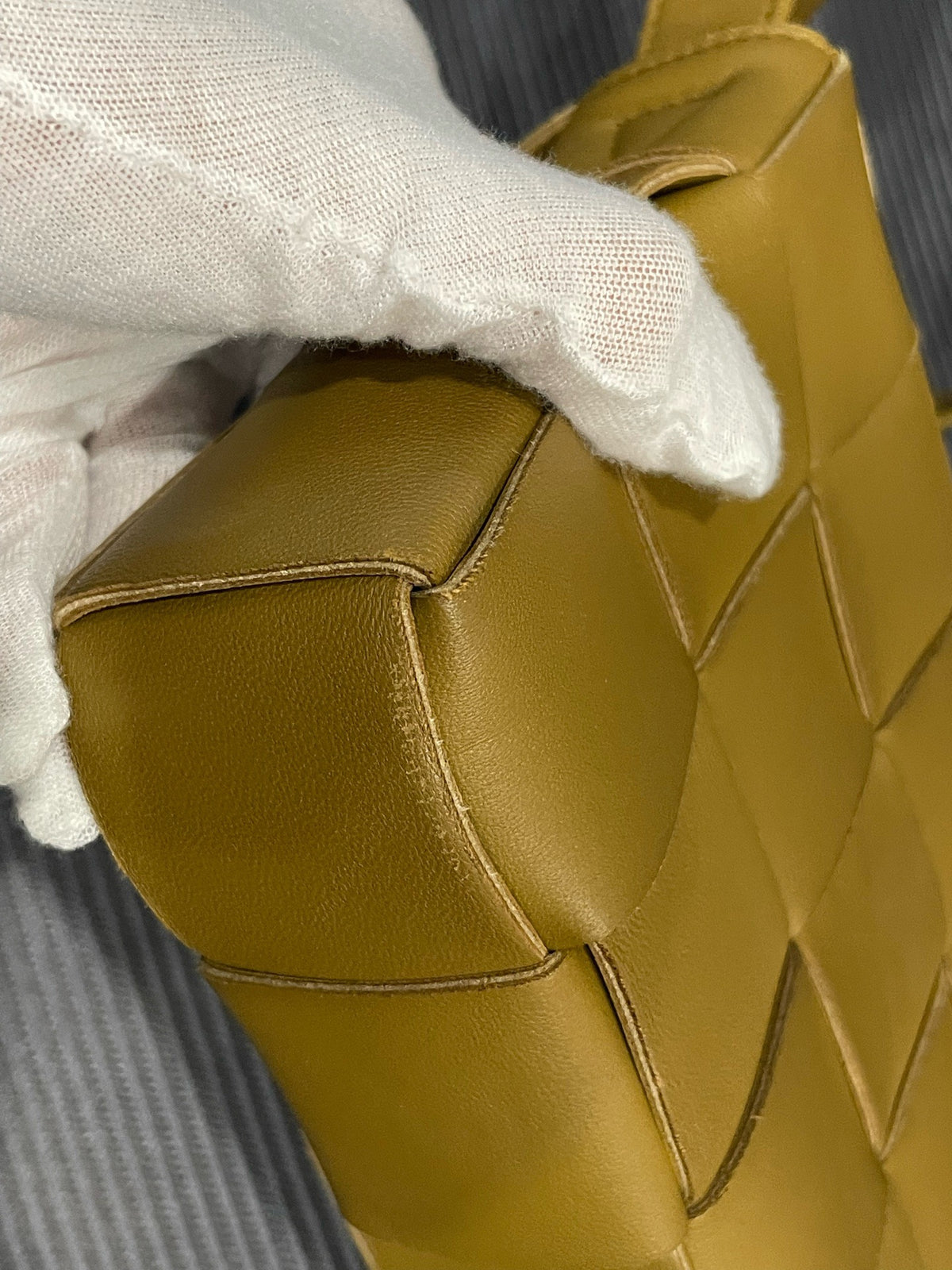 Bottega Veneta - Cassette - Leather - Yellow - (small)