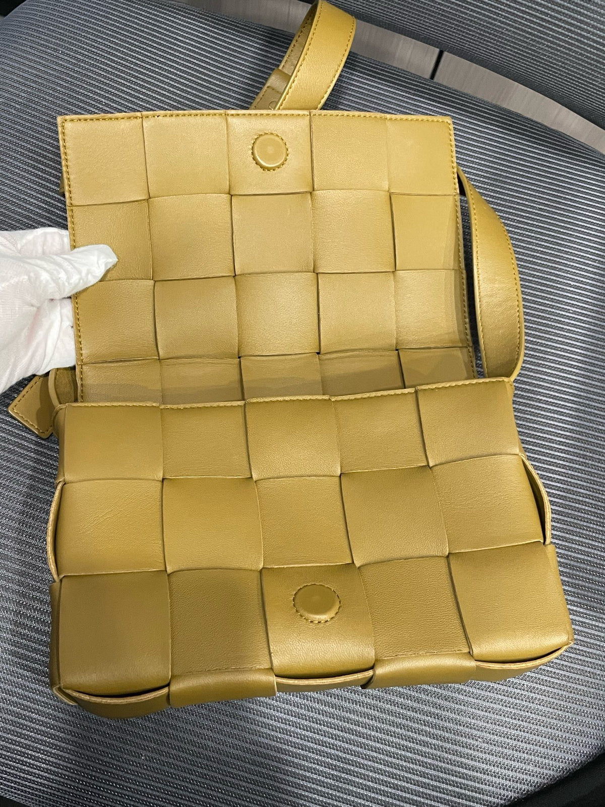 Bottega Veneta - Cassette - Leather - Yellow - (small)