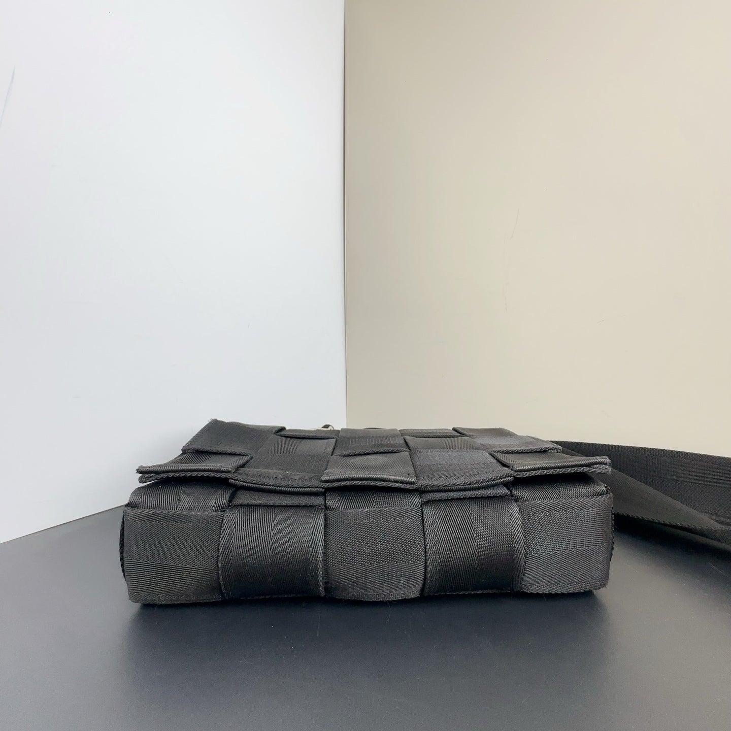 Bottega Veneta - Cassette - Polyester - Black - (small)